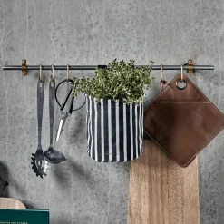 Aufbewahrung, HDLava, Schwarz/Off-Weiß