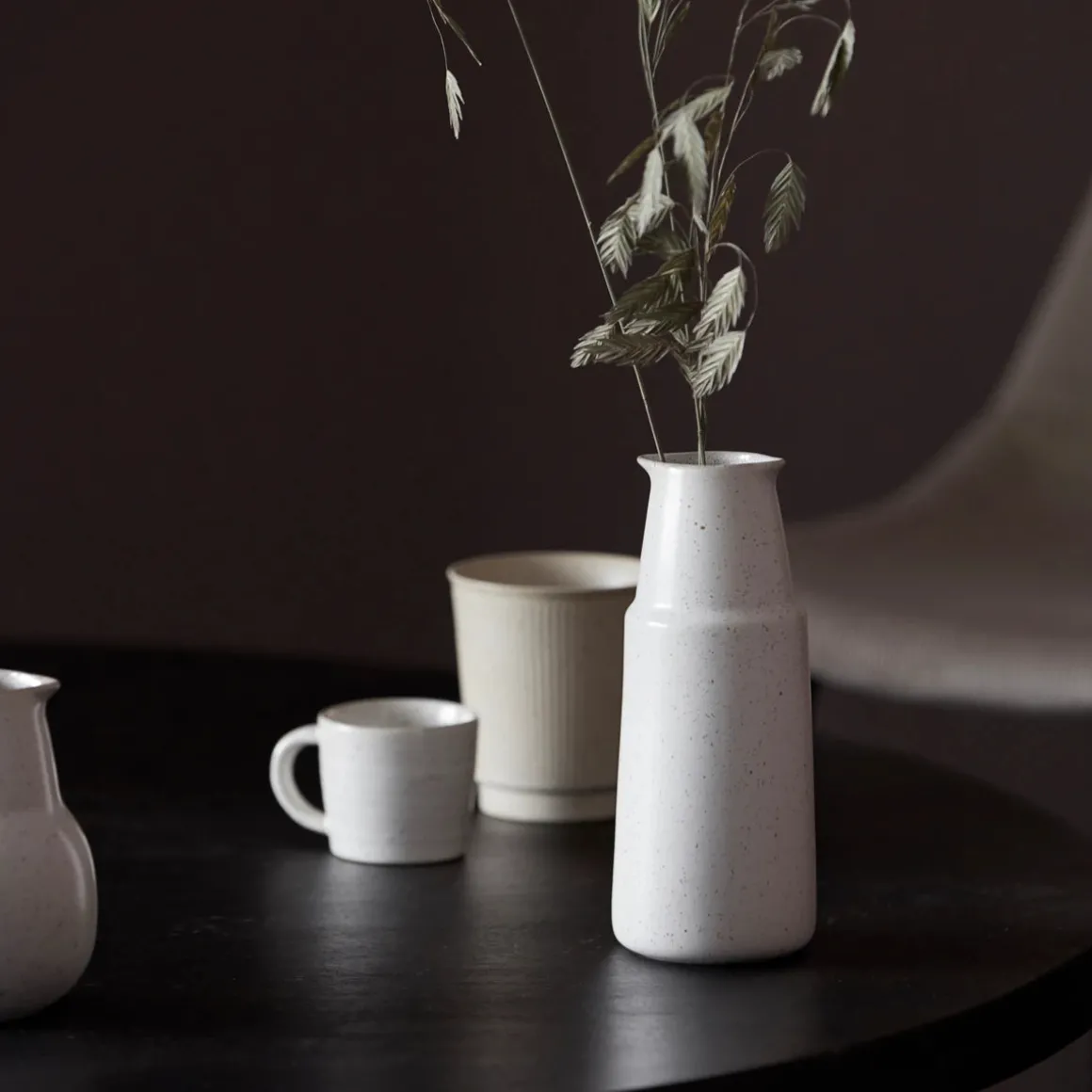 Flasche, Pion, Grau/ weiß