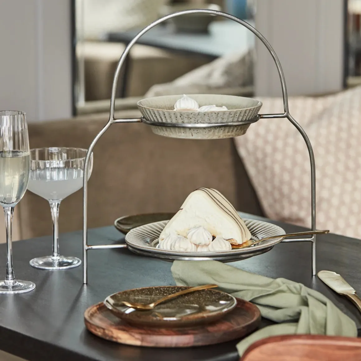 Plate stand, HDSana, Silver finish