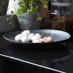 Schale, Pion, Schwarz/Braun