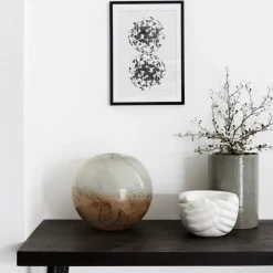 Schüssel, Hands, Off-White