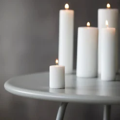 Stumpenkerze, Weiß